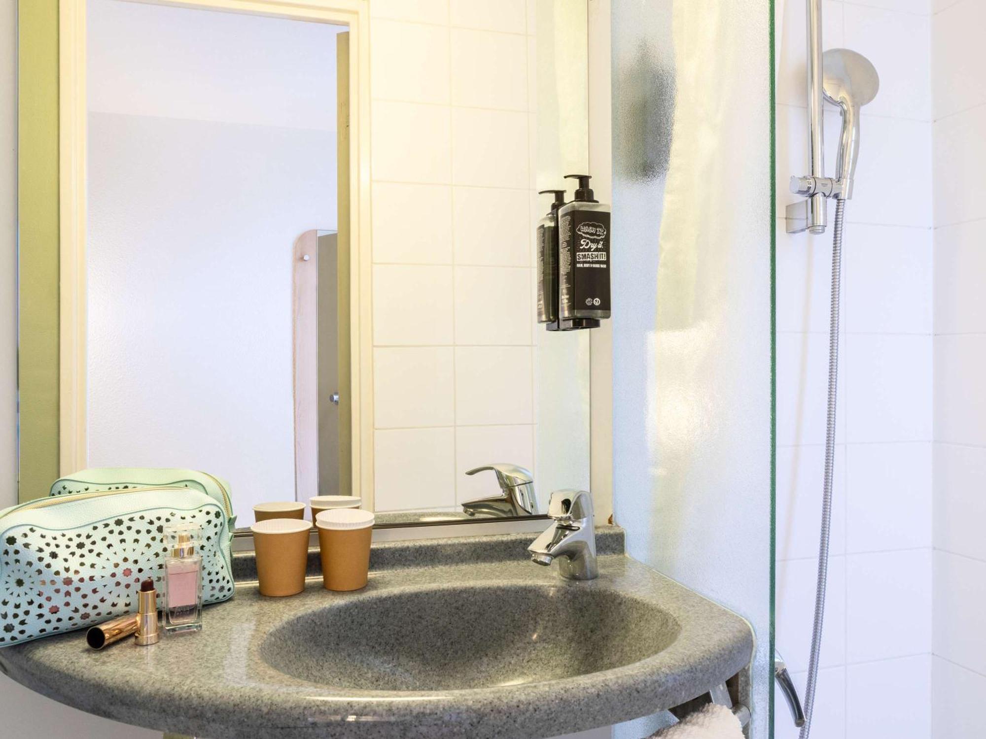 ibis budget Compiègne Centre-Ville Esterno foto